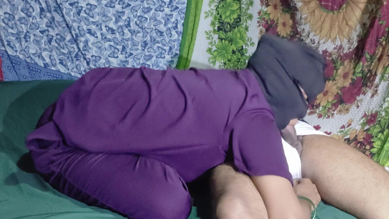 Nehabhabhi8: Hintli baldız kayınbiraderi tarafından sikiliyor