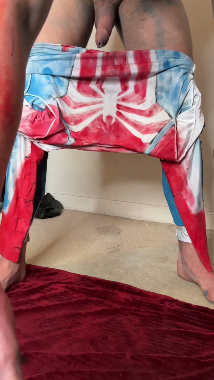 PicAsssHole: Color My Own Spiderman Suit!