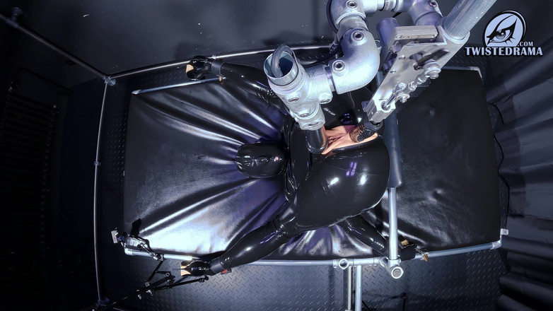 Twistedrama: Thủ dâm qua đường hậu môn