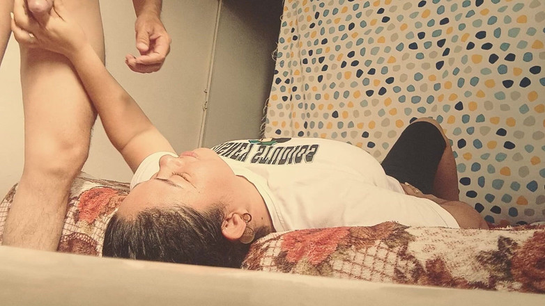 Valkyrie and Luigy Couple: Nyepong kontolku nikmat banget