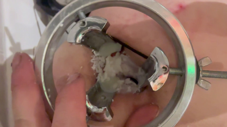 No limit cbt slave: Wlewanie gorącego wosku do świec w tyłek