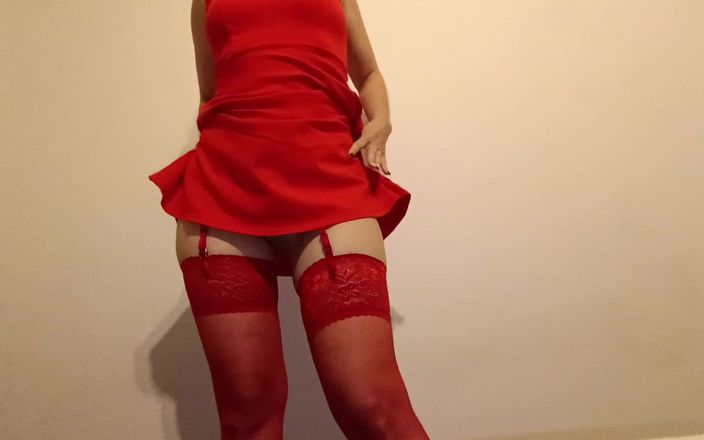 Leather Addict: Дама в красном трахается с тобой