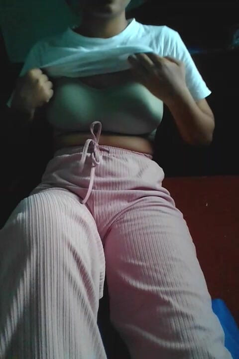 Vabiban: 性感的单人视频室浪漫