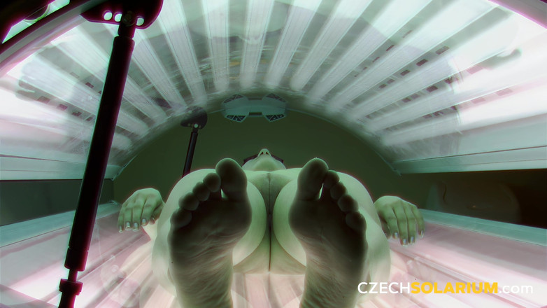 Czech Solarium: Чеський солярій 154: брюнетка дає нам останнє шоу