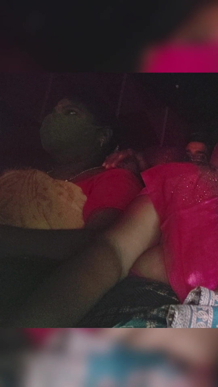 Thesana: Bioscoop film touch tieten zuigen Tamil huisvrouw