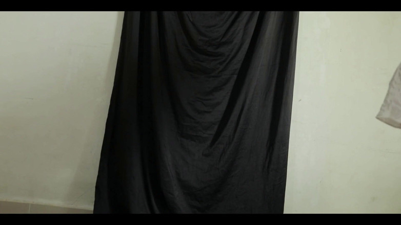 deafheaven666: Ragazza indonesiana con un grosso culo che prova un nuovo...