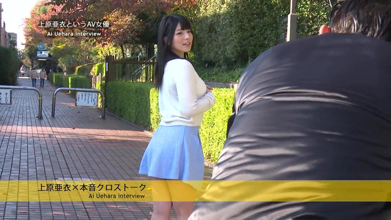 Caribbeancom: Une Japonaise excitée reçoit un creampie dans son vagin poilu