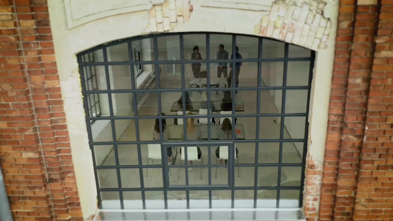 Russian Institute: Trojka na domácí párty s Alyssou Reece