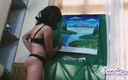 Bolly Karma: Canvas tekenen in hete zwarte bikini