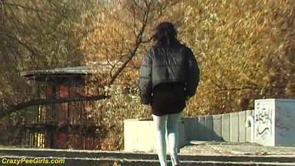 Crazy pee girls: Pantyhose girl pees on the staircase