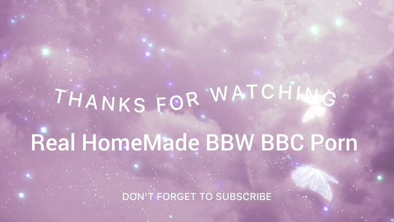 Super sexy ebony cuties: パンツを下ろしておしっこをかけて