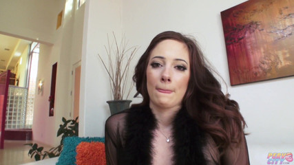 Perv City: Sexy brunette Rylee Renee solo masturbation