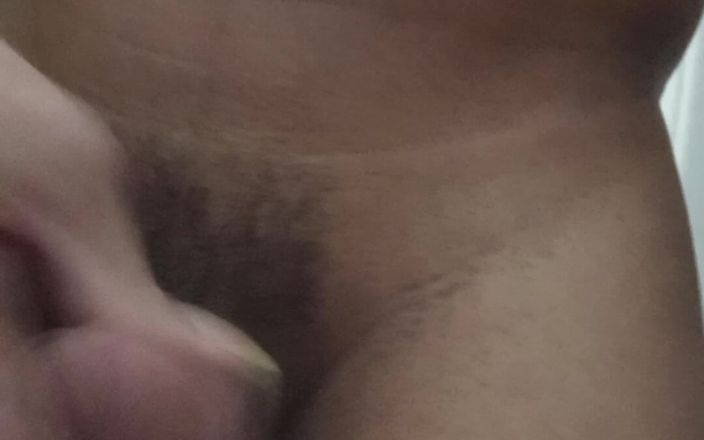 AngelMature: MILF trans se masturbando