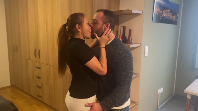 Adam Costa: Brazilská MILF je šukána před svým cuckold manželem
