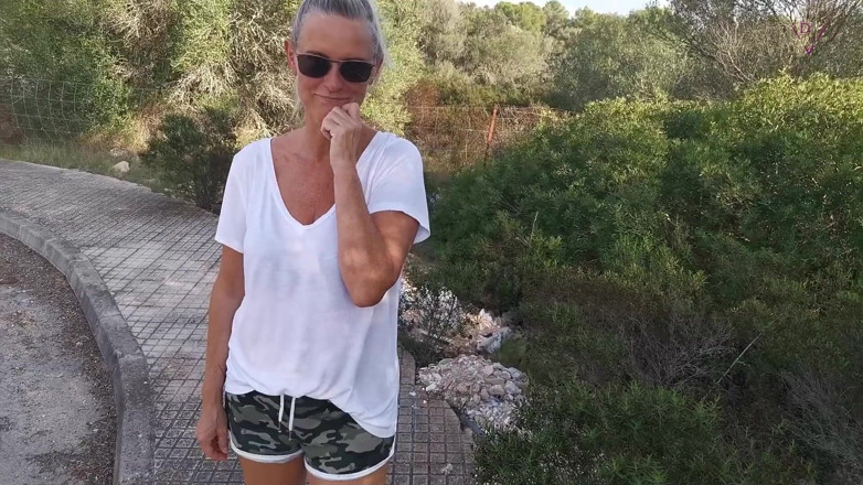 Dirty Tina: Lütfen ağzıma boşal!