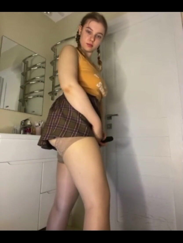 JuiceLussie: My Stepsister Fucking with Big Dildo in Bathroom