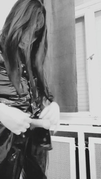 Hot in Shiny Pvc Clothes, Lack Pants, Gloves...