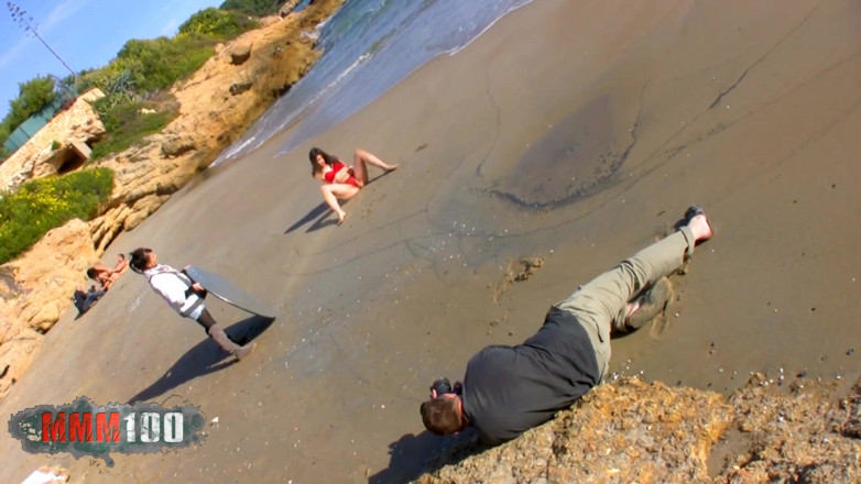 MMM100: Sexig video: Jessica Bitch Beach Shoot