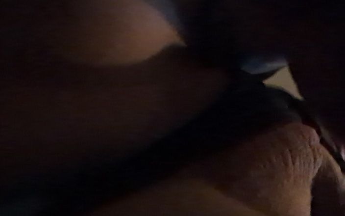 Jen316: Amateur-transvestit genießt sich