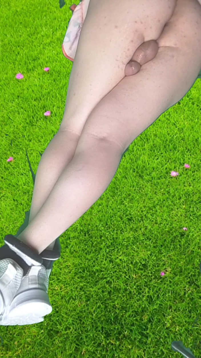 Kitty_Cross: Booty Blonde Femboy Sweet Juicy Ass Smooth Thighs Lollipop Sissy