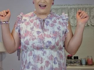 Victoria Lecherri: Bacaklarımın arasında bir nine çalı ile nine travesti olmak çok harika hissettiriyor!