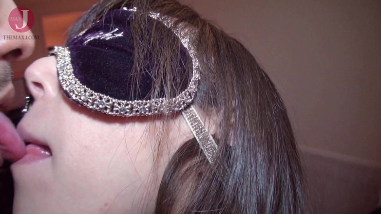 HMJM Japan: Prsatá asijská holka s nádherným tělem má tvrdý orgasmus na...