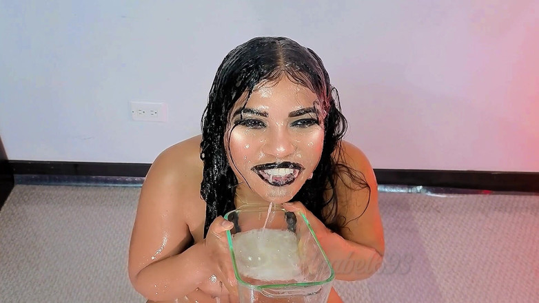 anabel693: Dewi air liur tebal lagi asik mainin memeknya