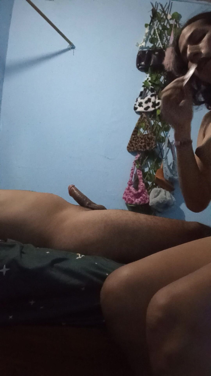 Femboy from Colombia: Je sauts vraiment bien comme je l’aime