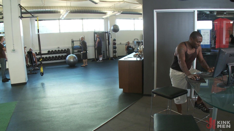 Kink Men Classics: Rata del gimnasio y la mafia gay