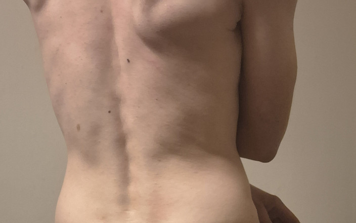 Dirty6Toy: Дрочить у ванній, частина 1