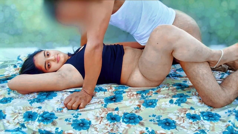 Your_aisha: Meine FREUNDIN sehr glücklich, ich ficke meine lokale Desi Dorf-FREUNDIN...