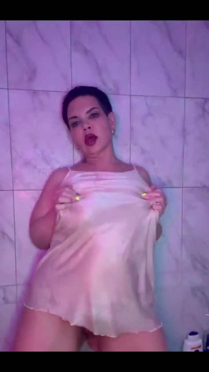 KarmenMilf: कामुक शावर
