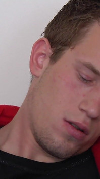 Sexo a pelo con el joven