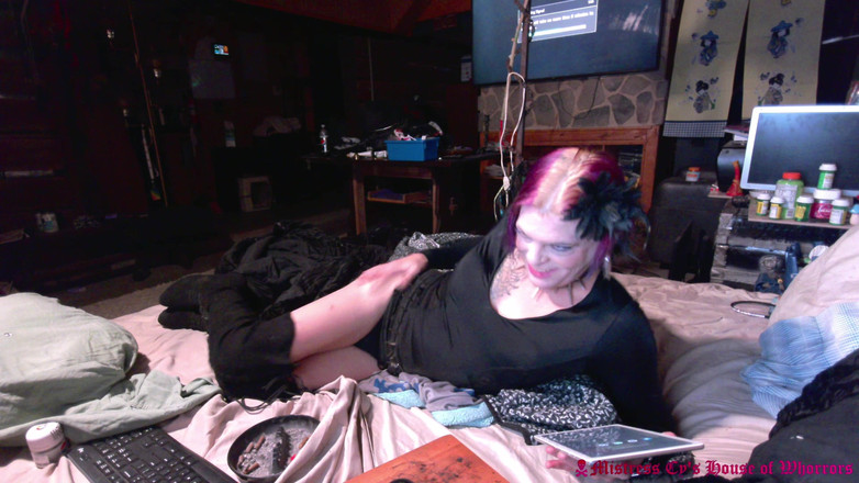 House of whorrors vault of darkness: 여주인 Cy Solo 스트립 애타게 &amp; 자지 플레이 라이브 스트림 캡처 XXX 666 23 13