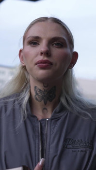 Niemiecka harcerz - Blond model fitness nastolatka Lexy Star podnosi się do Premier Porn Casting Fuck