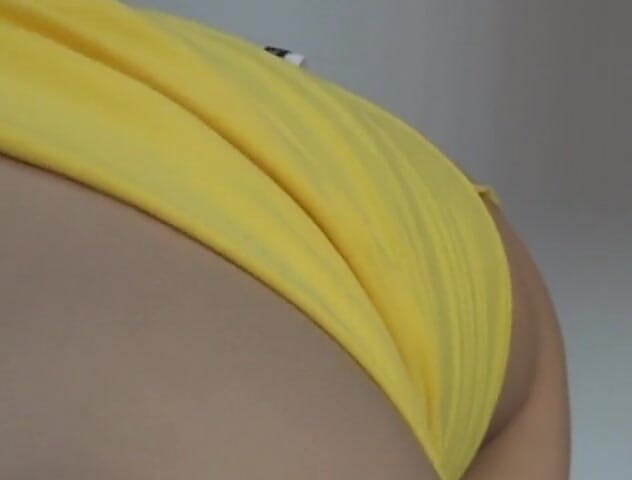 Flash Model Amateurs: Dark haired teen sucks a nice cock