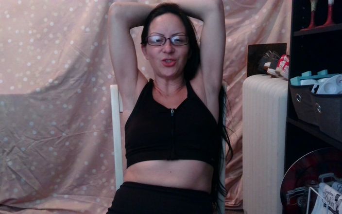 Raven Willow: Pitts Are Sweaty