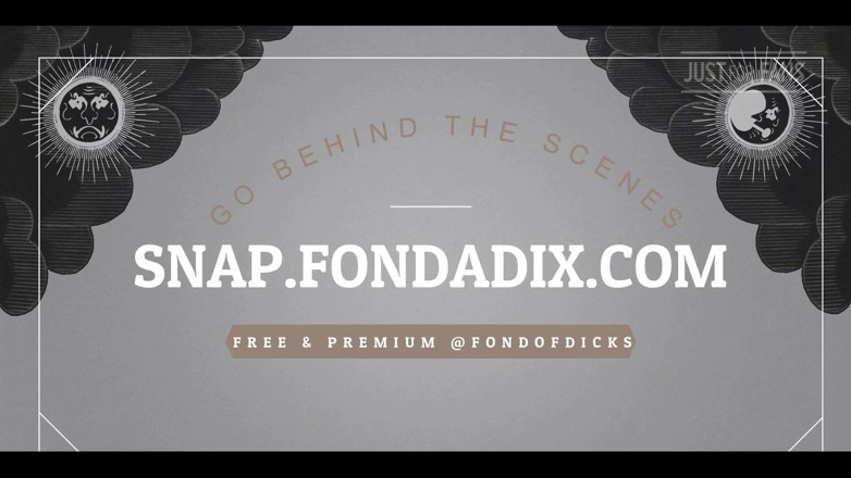 FondaDix: Jeu bien rangé dans le bain à remous