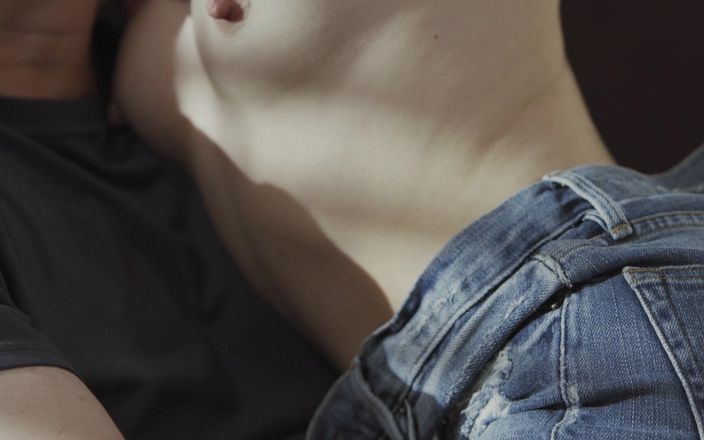 Sweet Sinner: Tu papá 3, escena 1, las mujeres jóvenes quieren polla