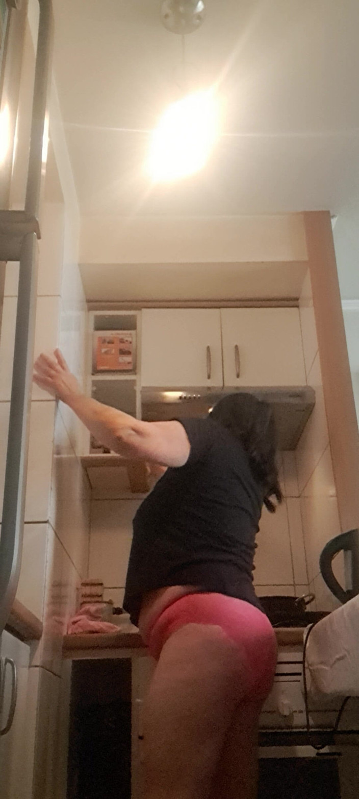 Mommy big hairy pussy: MILF, Cleaning the Kitchen