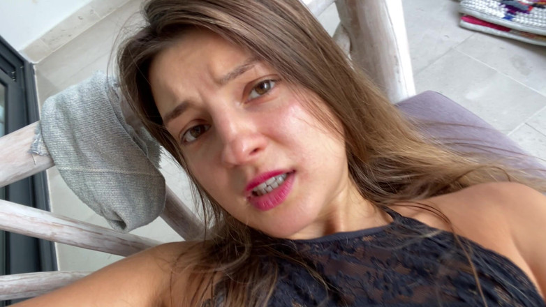 Melena Tara: Face Sitting Custom Video