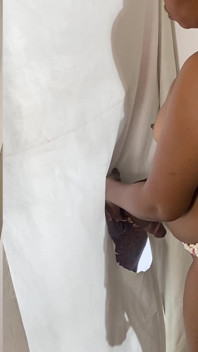 He Texted Me That One of His Boys Told Him About a Gloryhole Spot