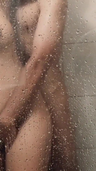 I Love to Fuck in the Shower and Bathe My Ass in Cum