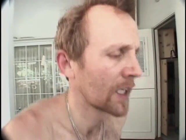 Give me BBW: Enorme teef met een donkere huid wordt gegangbangd door drie...