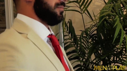 Menat Play: Menatplay businessman Xavi Duran anal breeds Nicolas Brooks