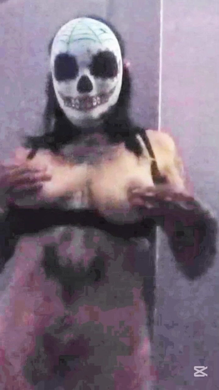 Sailorbigtits20: Playing with My Big Tits