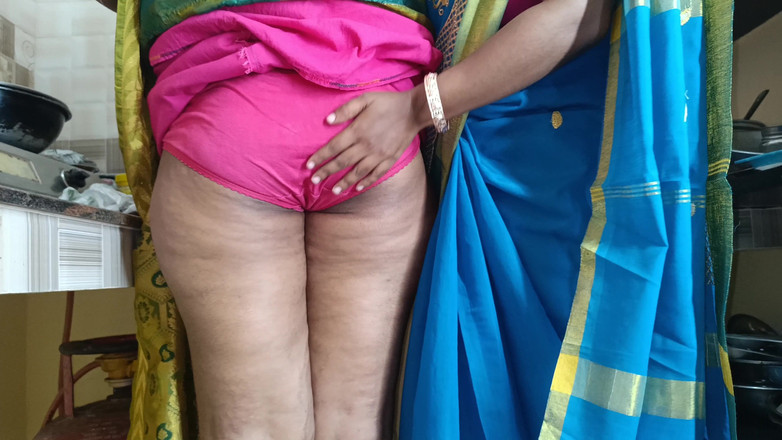 Palani69: Dragoste lesbiană în bucătărie
