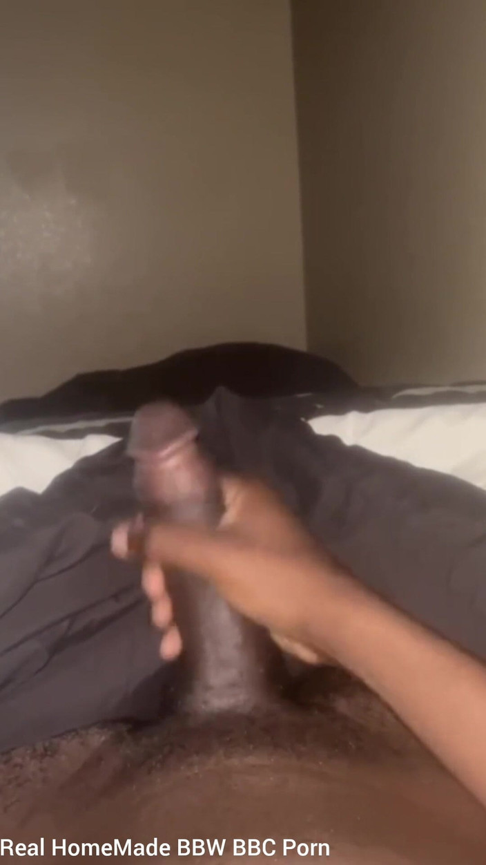 Big black cock BBCee: Повільно і пристрасно дрочить мій великий чорний член