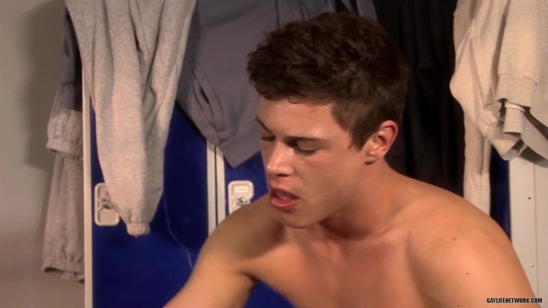 Lollipop Twinks: Far Too Tempting a Twink