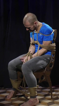 Tantangan seks bondage sama zeus hardcore